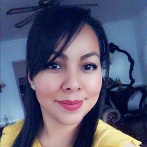 Meet your Posher, Karina